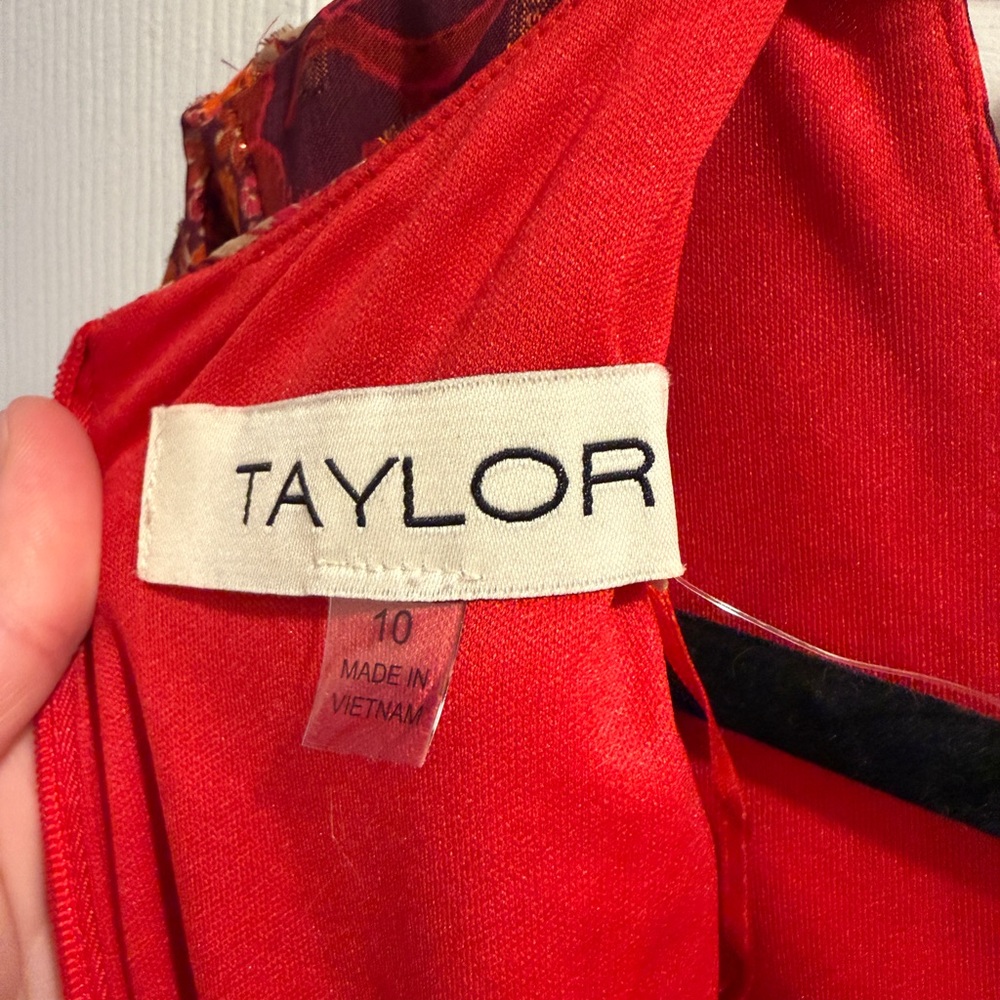 NWT Taylor Red/Orange/Pink Floral Dress - Picture 3 of 3